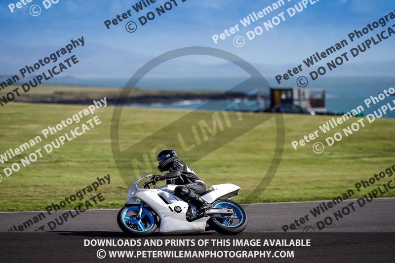 anglesey no limits trackday;anglesey photographs;anglesey trackday photographs;enduro digital images;event digital images;eventdigitalimages;no limits trackdays;peter wileman photography;racing digital images;trac mon;trackday digital images;trackday photos;ty croes